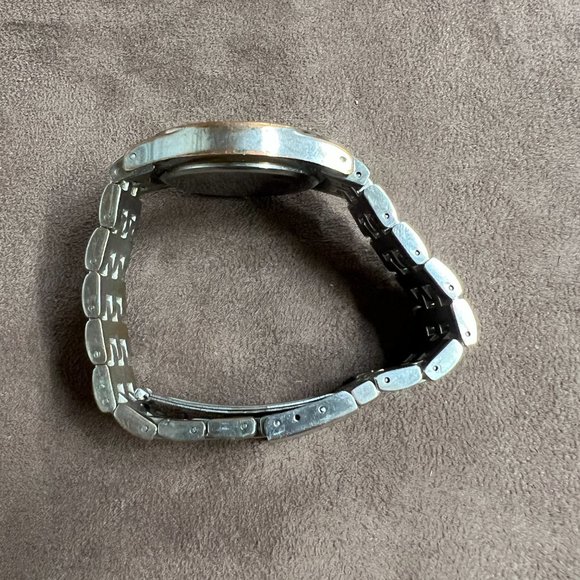 Vintage Women's George Watch‎ Silver Tone Crystals On Case - Picture 5 of 9